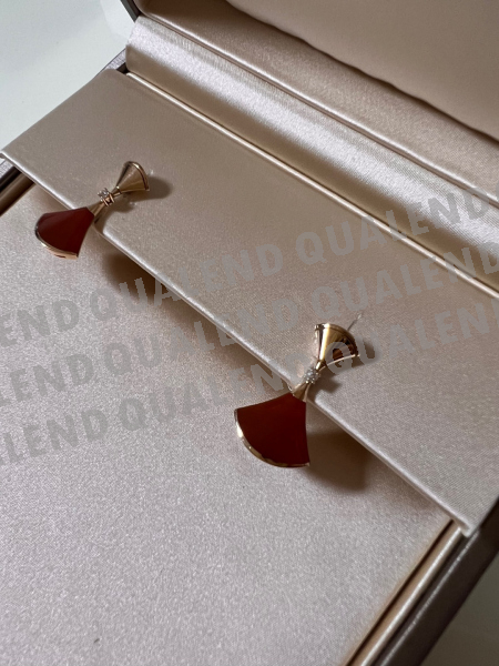 6e01312c07d07abfd87f7defe311a2c1_1650861890_8896.jpg?v=1 6e01312c07d07abfd87f7defe311a2c1_1650861890_8896.jpg?v=1