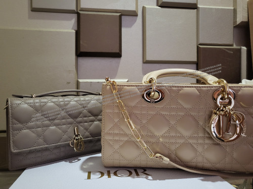 9f77330e8c433e9031dc0f1b4acd5bf6_1755583768_0945.jpg?v=1