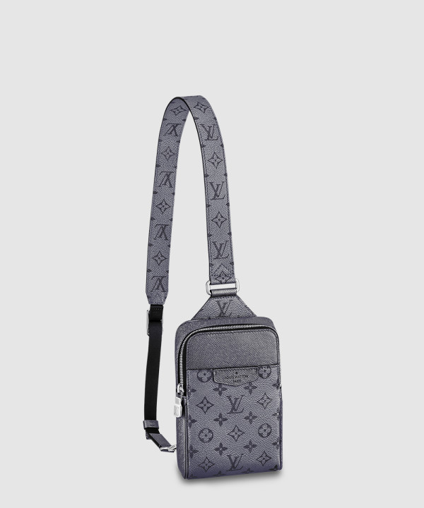 [LOUIS VUITTON-루이비통]아웃도어 슬링백 M30833