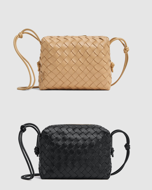 [BOTTEGA-보테가베네타]루프 스몰 카메라백 680255