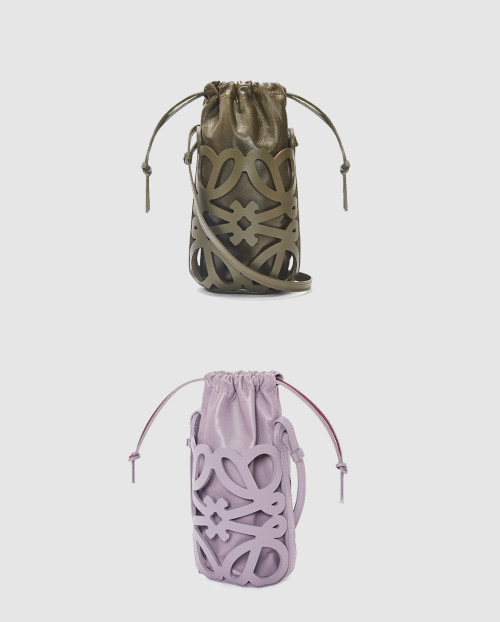 [LOEWE-로에베]아나그램 컷아웃 포켓백