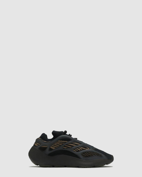 [YEEZY-이지부스트]700 V3 클레이 브라운 GY0189
