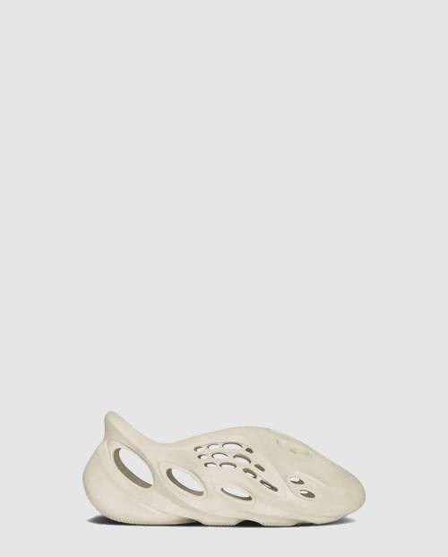[YEEZY-이지부스트]이지 폼 러너 모래 FY4567