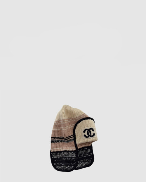 [CHANEL-샤넬]귀달이 모자 AA2338