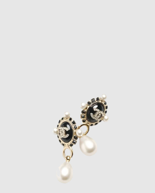 [CHANEL-샤넬]더블 C 진주 드롭 귀걸이 AB7837