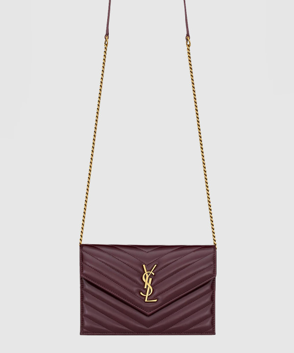 [SAINT LAURENT-생로랑]체인 광택 카산드라 엔벨로프 지갑 742920