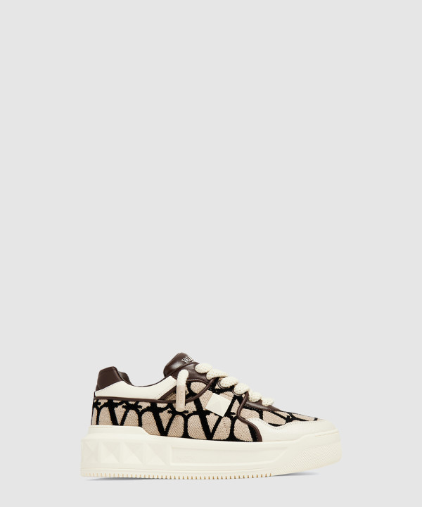 [VALENTINO-발렌티노]나파 가죽 V 로고 스니커즈
