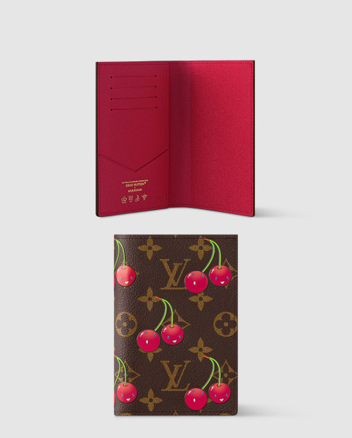 [LOUIS VUITTON-루이비통]LV x TM 패스포트 커버 M13424