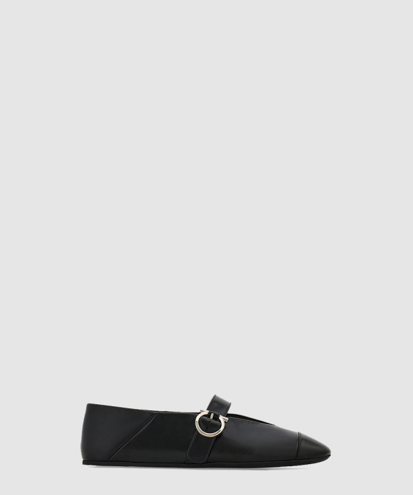 [FERRAGAMO-페레가모]간치니 발레 플랫 01J947
