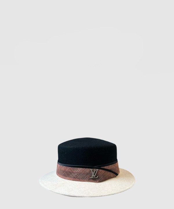 [LOUIS VUITTON-루이비통]평면 고리 펠트 모자 M43851