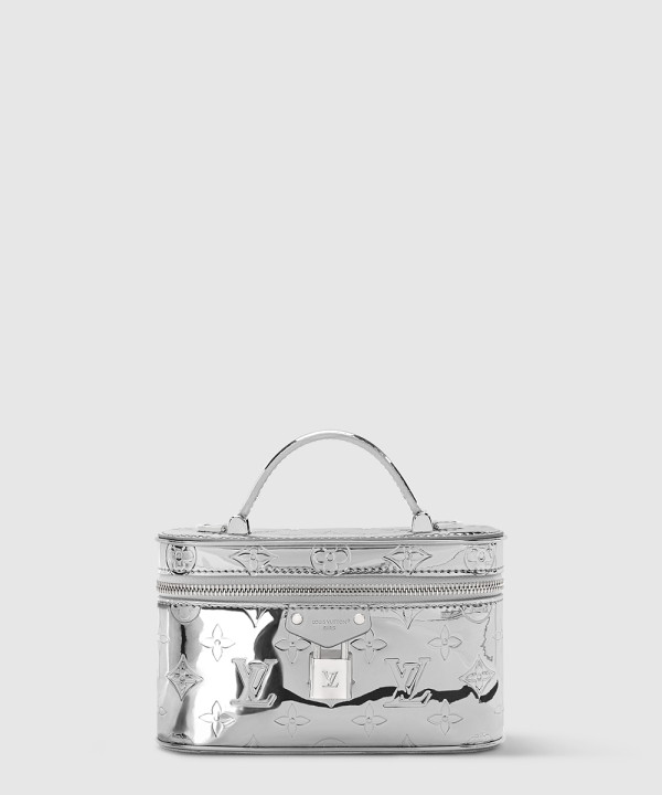 [LOUIS VUITTON-루이비통]베니티 체인 파우치 M26097