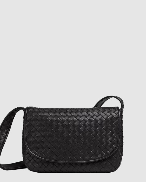 [BOTTEGA-보테가베네타]베네토 플랩 메신저 백 843836